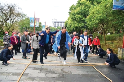 户外游戏贵州美食攻略目标,贵州旅行不可错过的美食